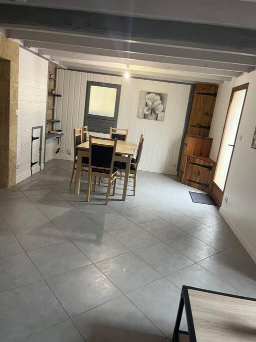 Vila Le Logis Des Roses Doué-la-Fontaine Exteriér fotografie